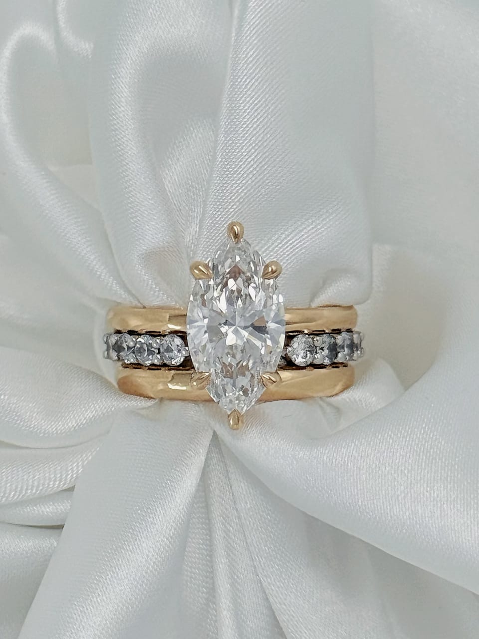 Radiant Halo Luxe Ring